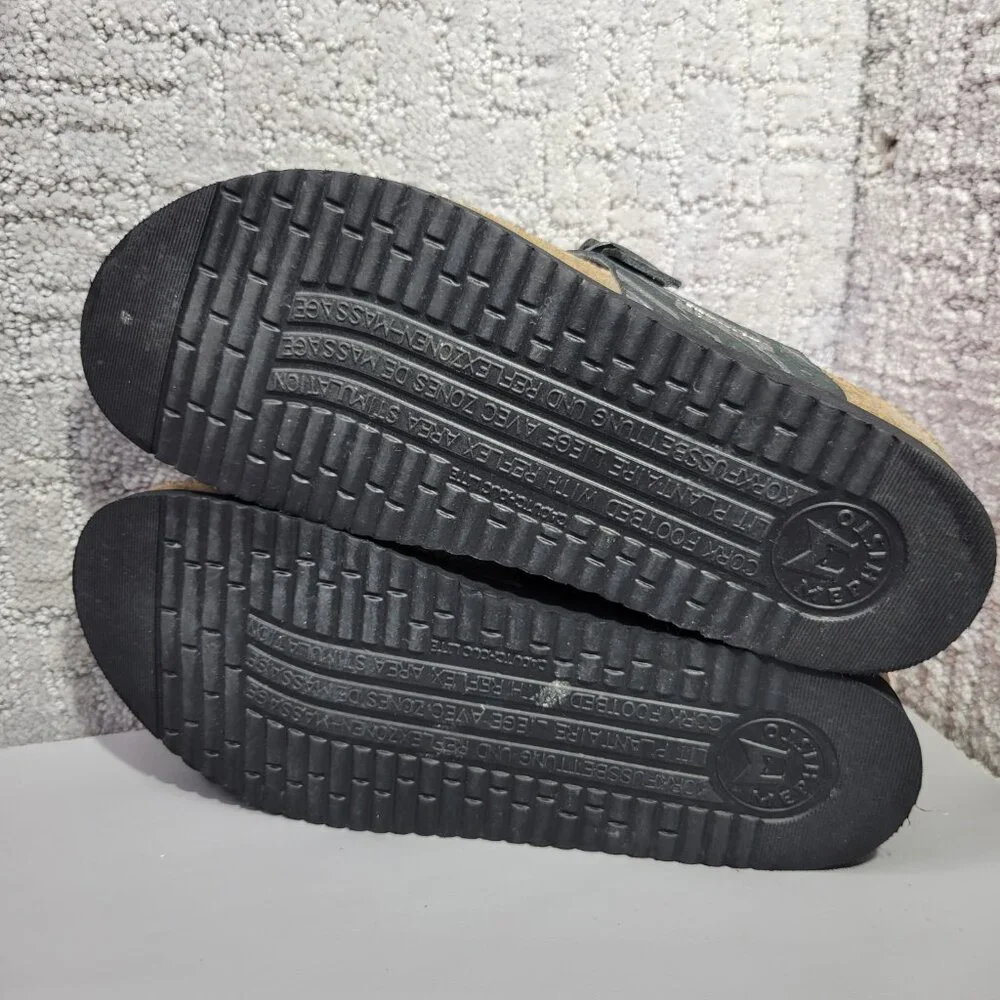 Mephisto Helen Metallics Womens Size US 7 Black Napoli Leather Air Relax Sandals